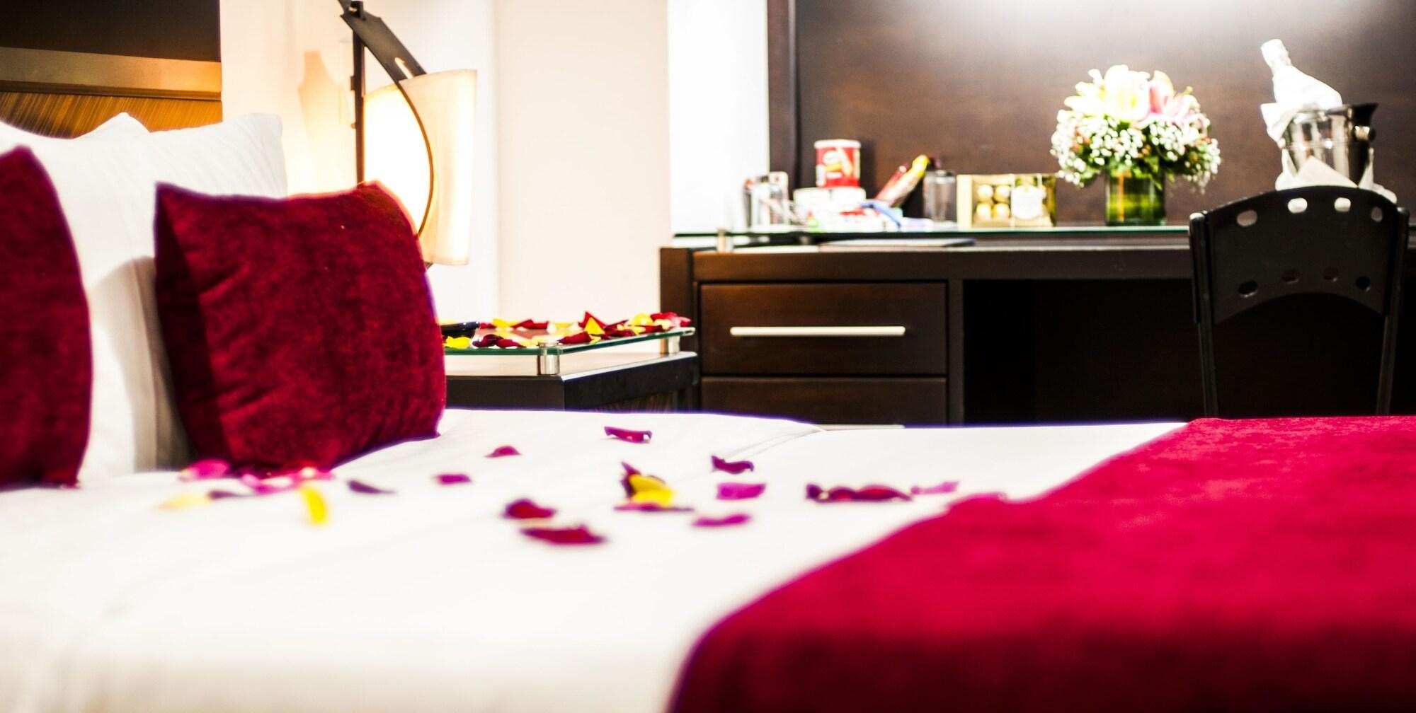 Hotel San Jose Plaza Букараманга Екстериор снимка